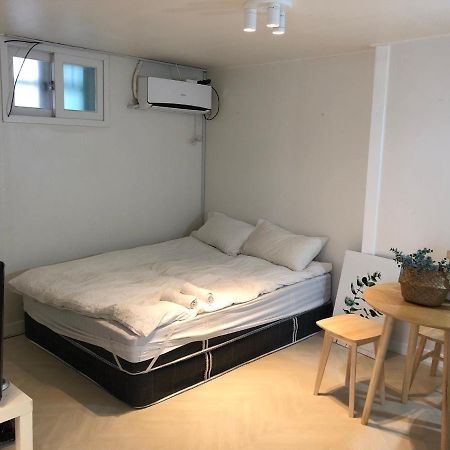 Rich House Dongdaemun Hostel Сеул Екстериор снимка