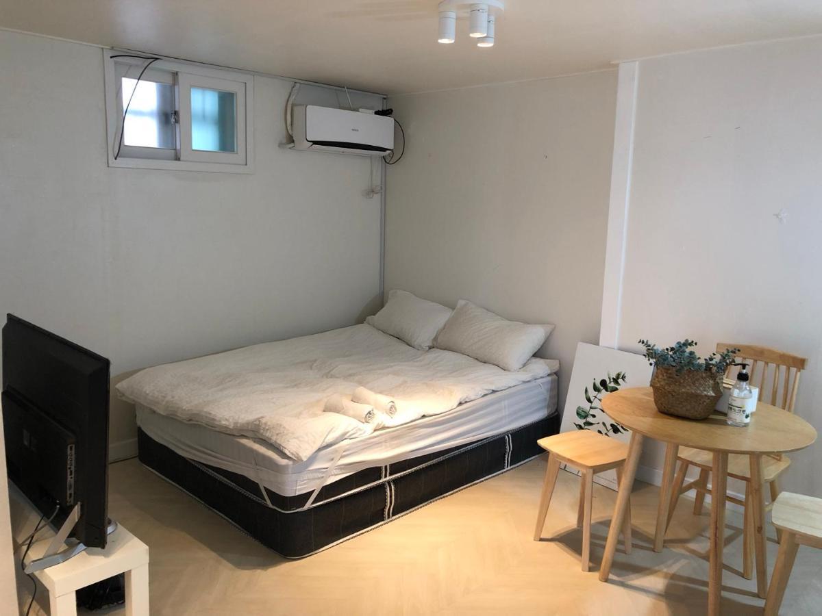 Rich House Dongdaemun Hostel Сеул Екстериор снимка