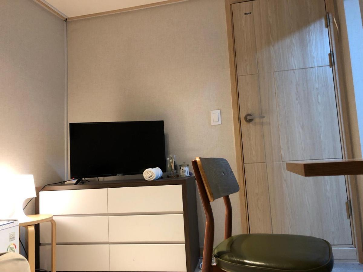 Rich House Dongdaemun Hostel Сеул Екстериор снимка