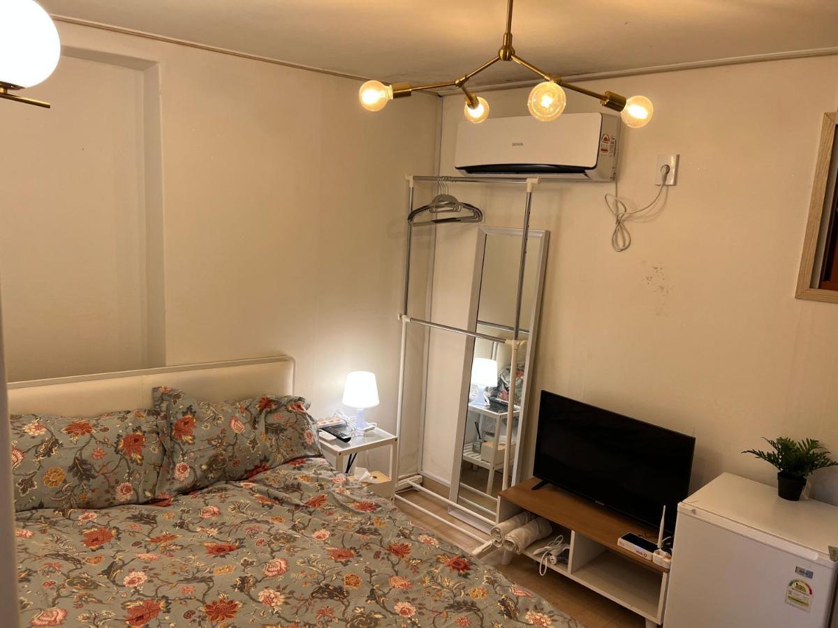 Rich House Dongdaemun Hostel Сеул Екстериор снимка