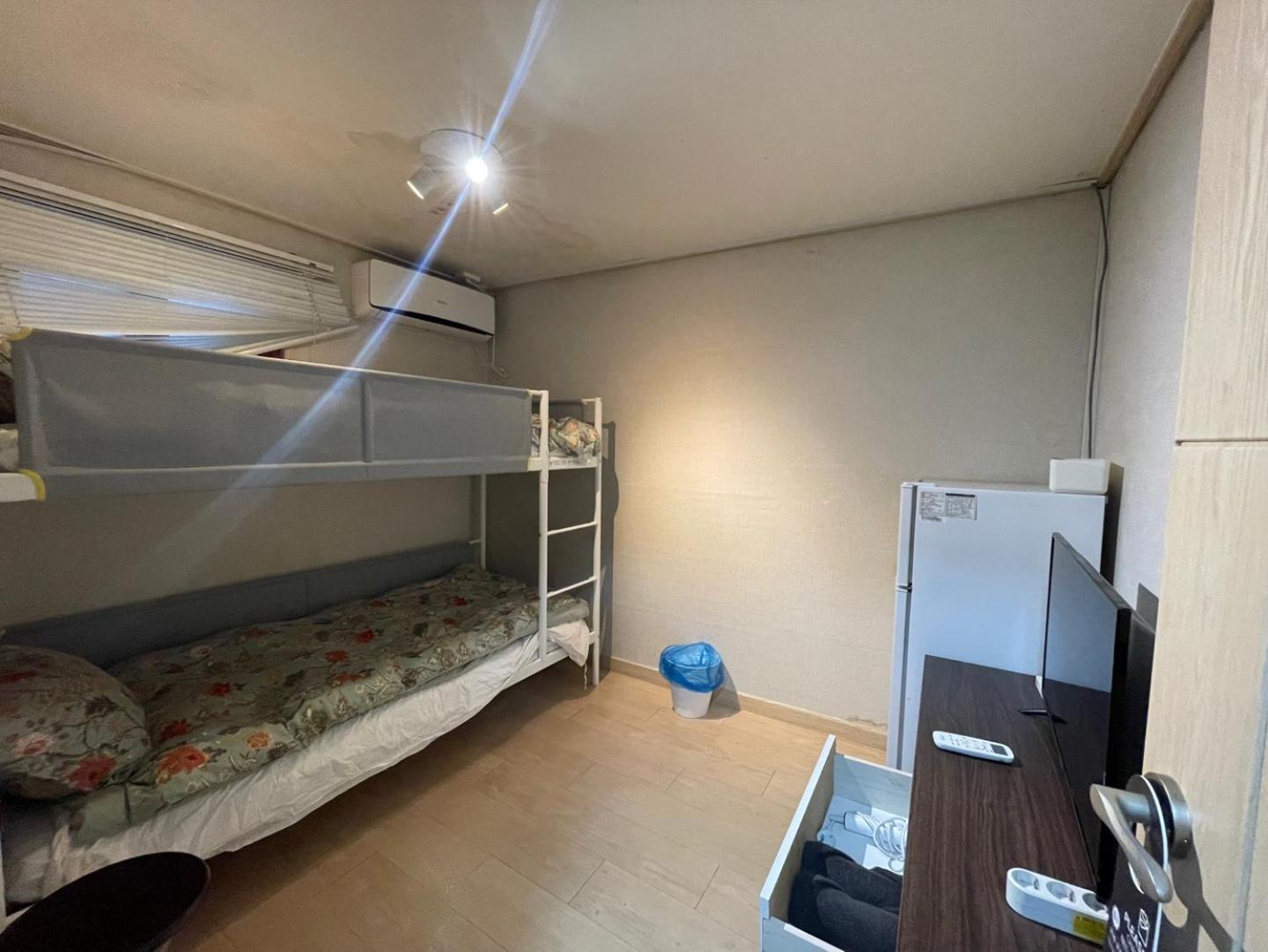 Rich House Dongdaemun Hostel Сеул Екстериор снимка